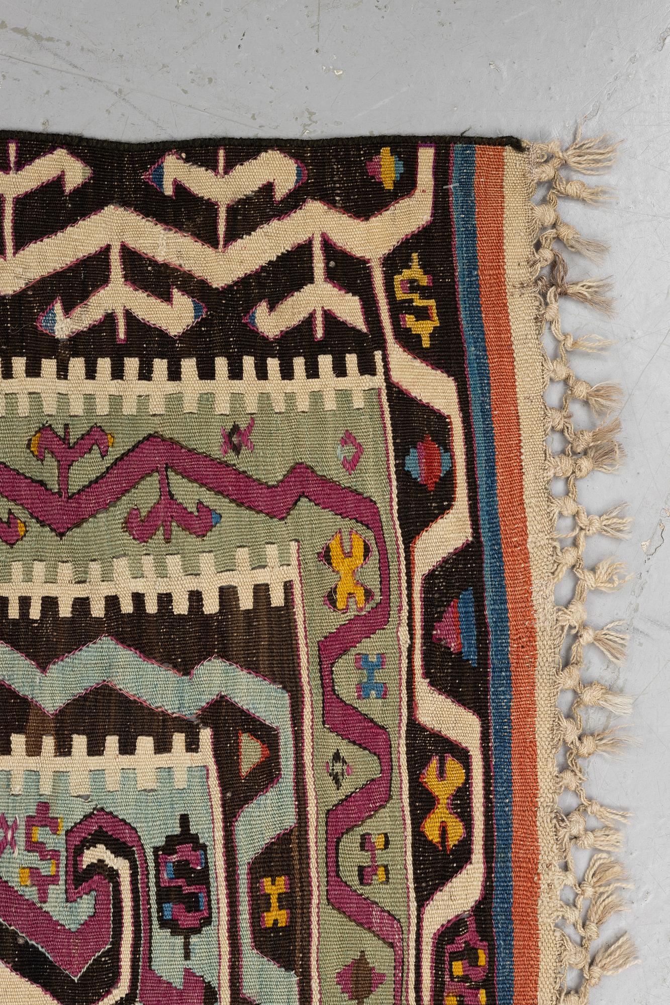 Matta, antik Anatolik Namazlyk kelim, ca 168 x 106 cm.