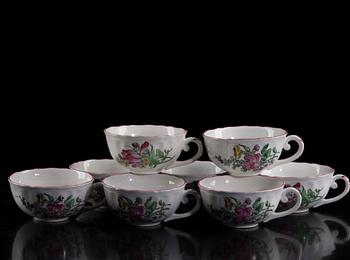 TESERVIS, 17 delar, flintgods, Luneville Porcelain, Frankrike 1900-talets senare hälft.