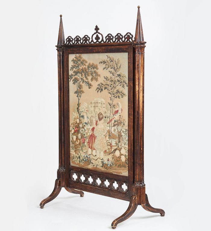 A Russian Gotic revival fire guard.