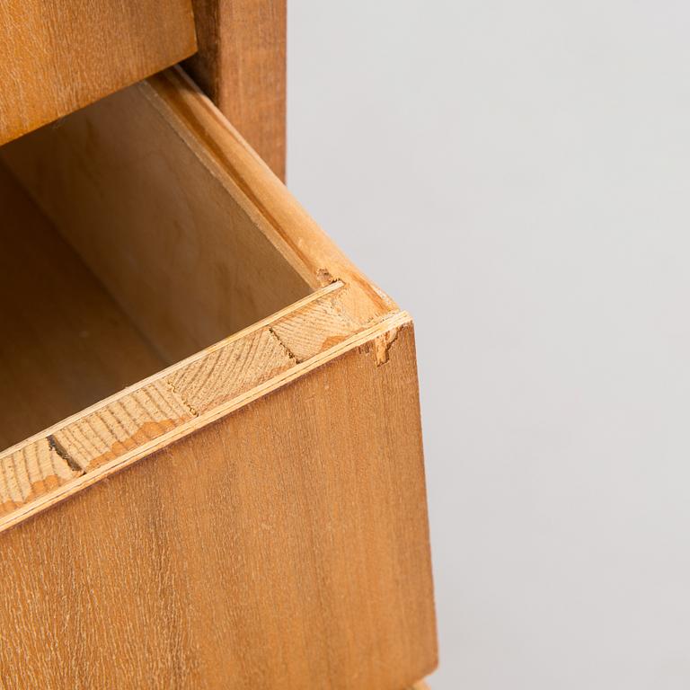 Skänk / sideboard, 1900-talets mitt.