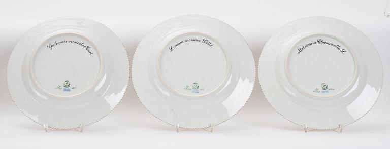 A Royal Copenhagen 'Flora Danica' part dinner service, Denmark, 20th Century.