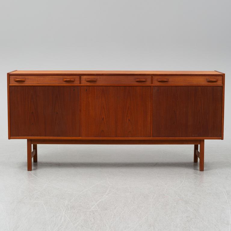 SIDEBOARD, 1900-talets andra hälft.