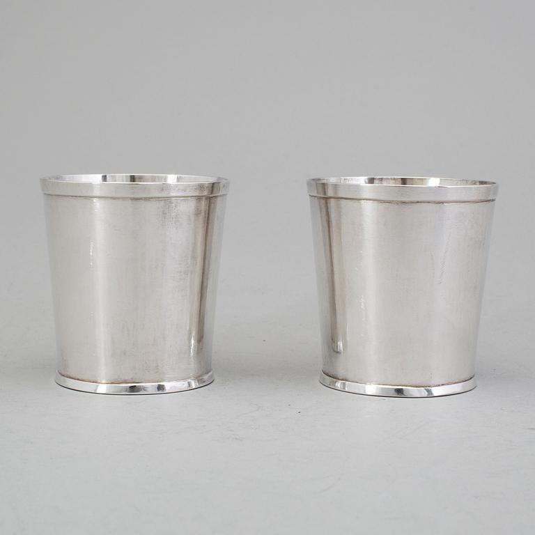 A pair of Swedish 20th century silver beakers, mark of Birger Haglund, Stockholm 1989.