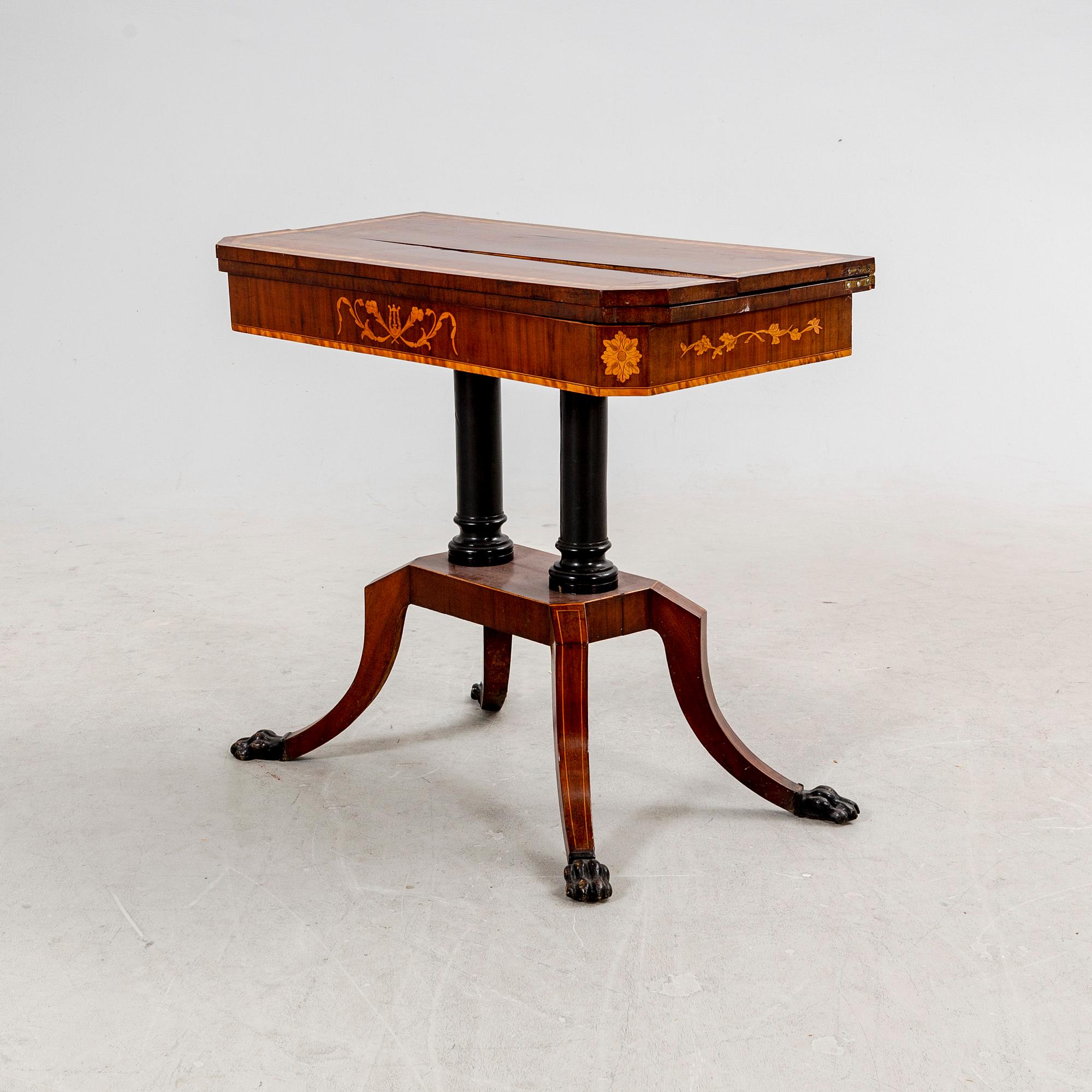 spelbord senempire 1800-talets mitt.