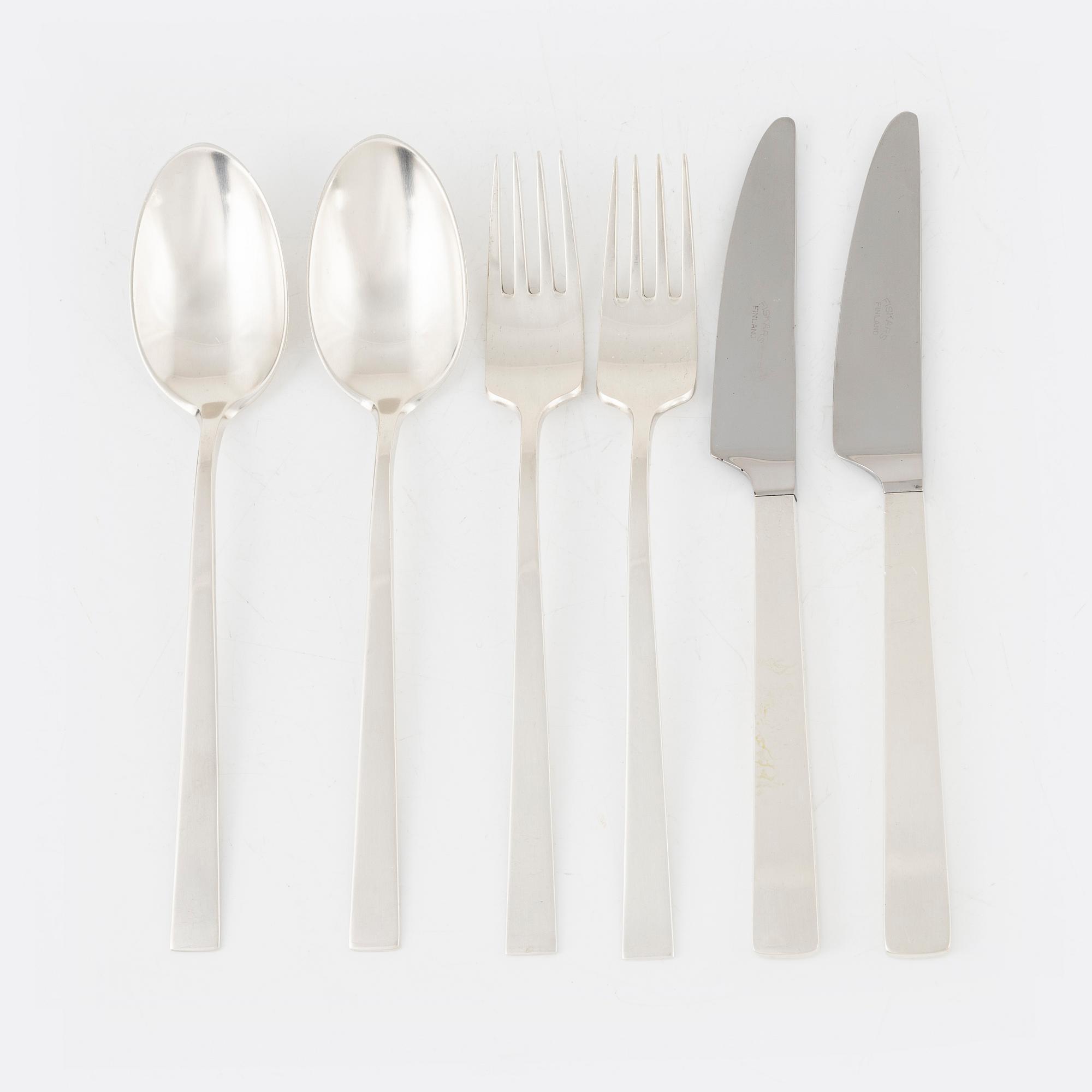 Bertel Gardberg, a silver cutlery set, 'Birgitta', Hopeatehdas oy, Helsinki 1959-1960 (36 pieces).