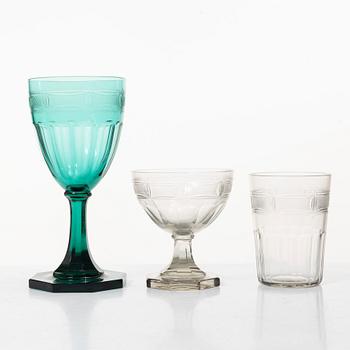Gerda Strömberg, Glasservis, 55 delar, "Hörningsholm", Strömbergshyttan.