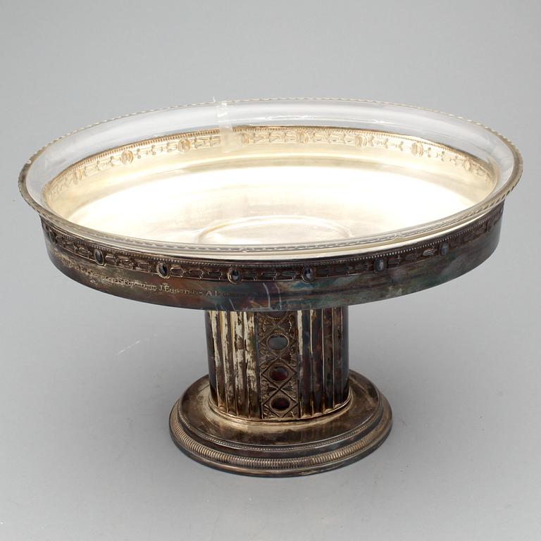 JARDINIERE, nysilver samt glas, 1900-talets början.