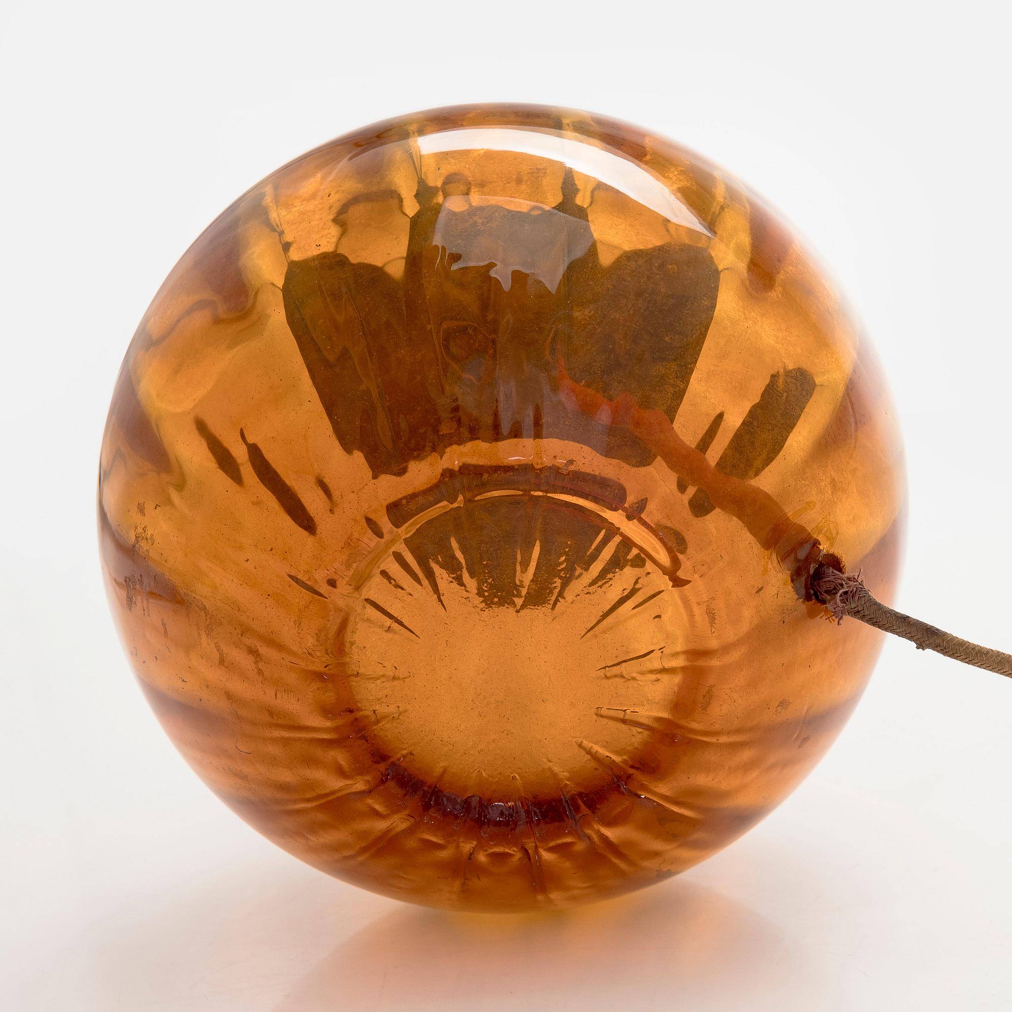 Pöytävalaisin, malli 12501 Kauklahden Lasitehdas, 1930-40-luku.