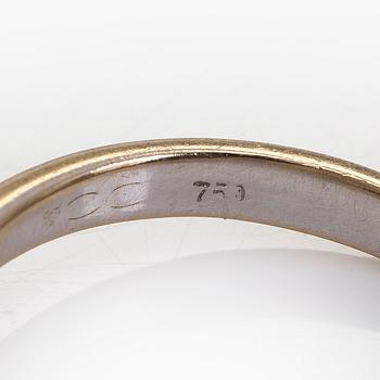 Sormus, markiisihiottuja ja prinsessihiottuja timantteja, 18K valkokultaa.