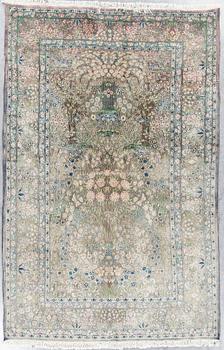 MATTA, sannolikt Kirman, ca 285x185 cm.