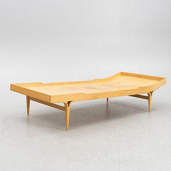Bruno Mathsson, a model 'T 303 Berlin 60' daybed, Firma Karl Mathsson, Värnamo, dated 1968.