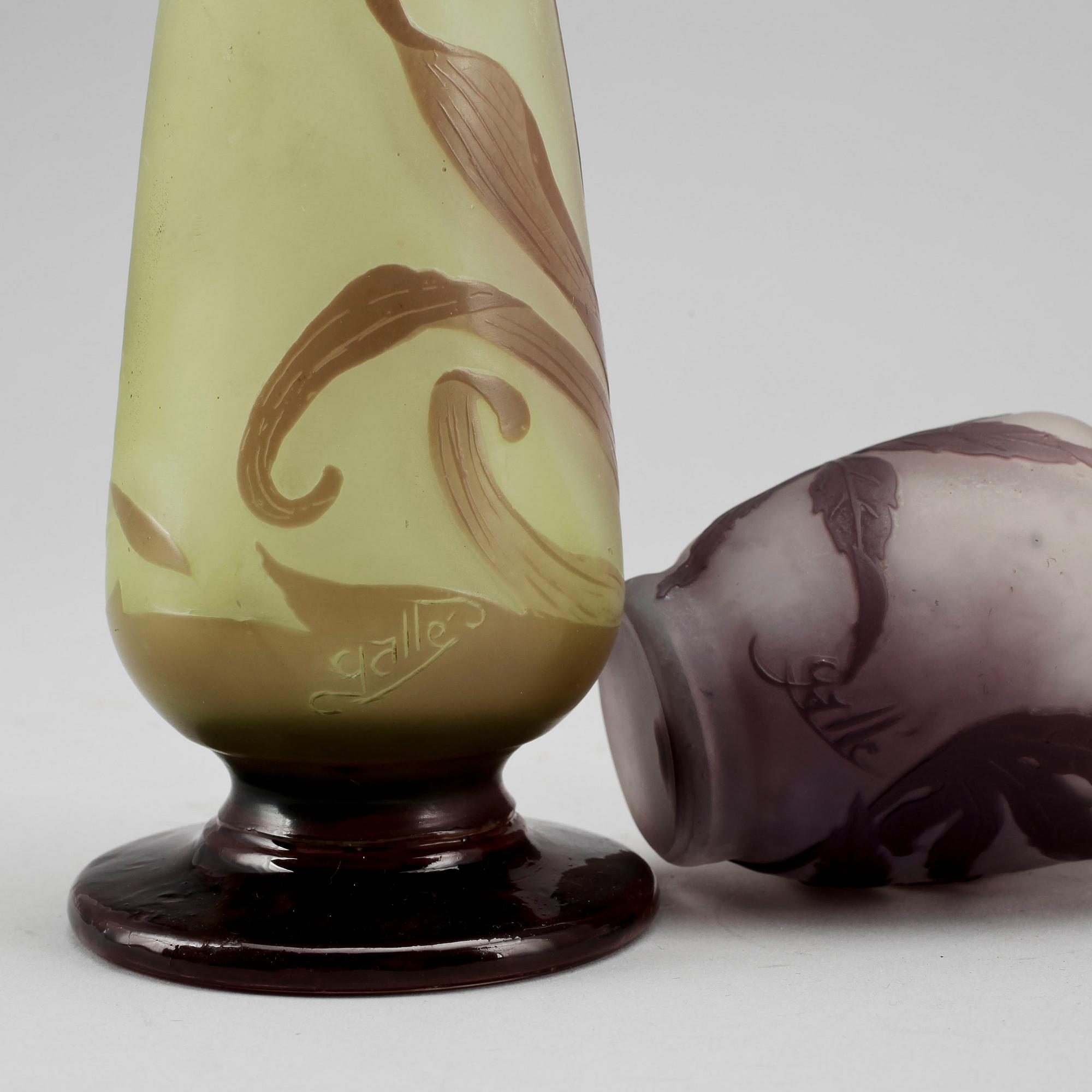 VASER, glas, 2 st, Émile Gallé, signerade.