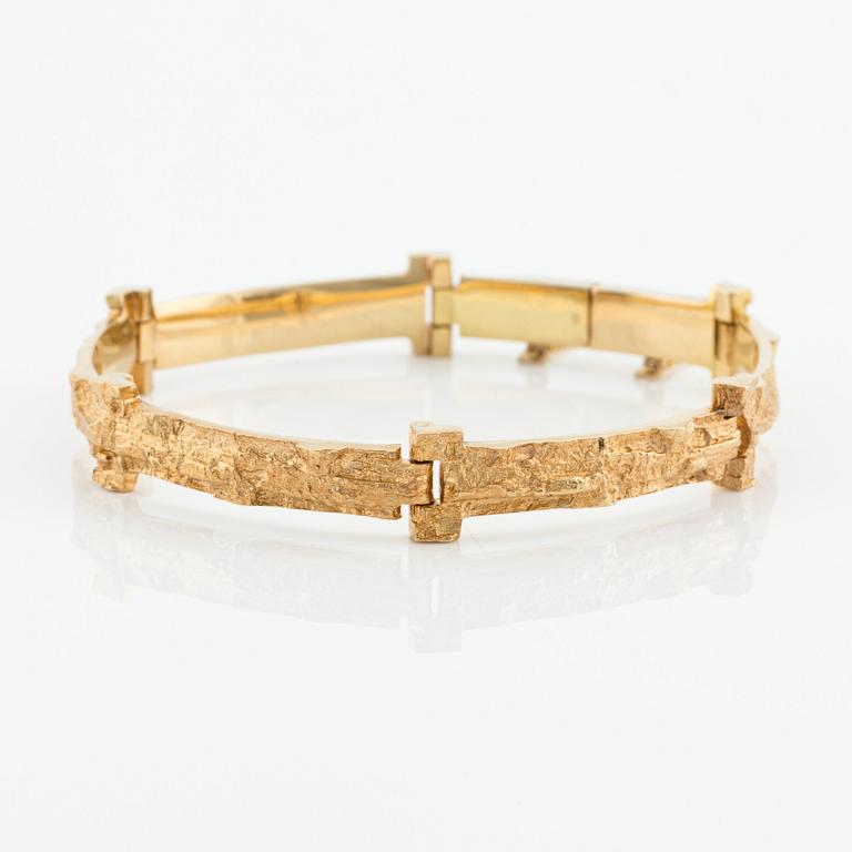 Björn Weckström, a bracelet, 18K gold, "Tundra", Lapponia, Finland.