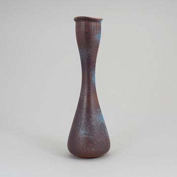 A Gunnar Nylund stoneware vase, Rörstrand 1950´s.