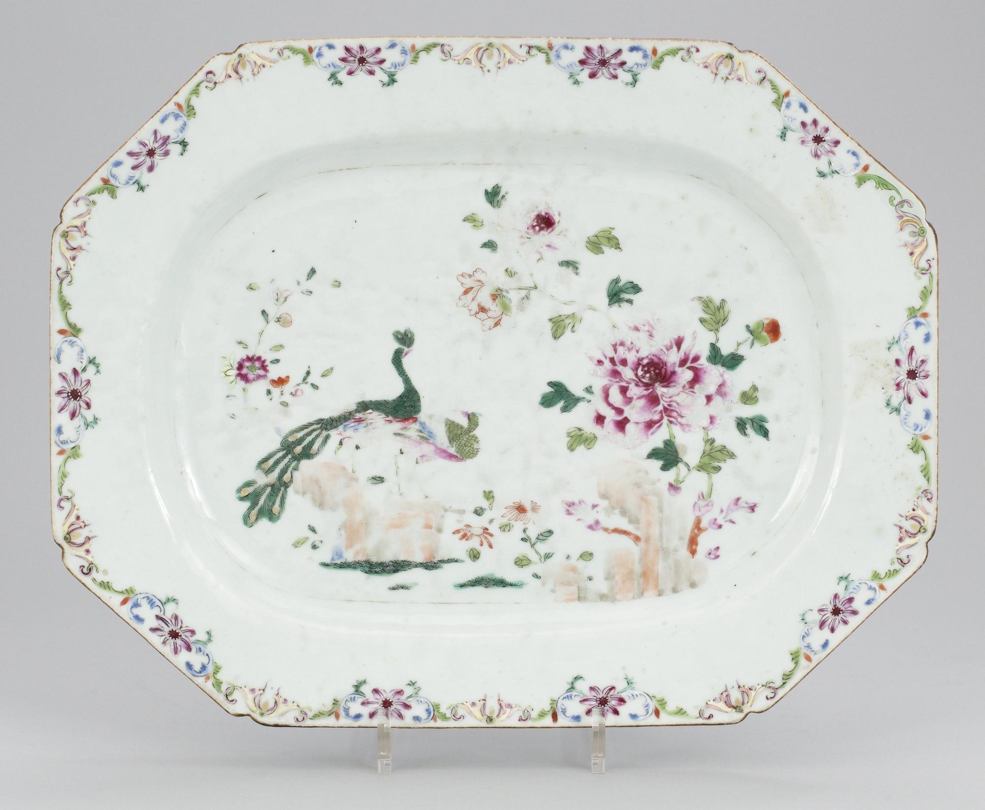 STEKFAT, porslin. Qing dynastin. Qianlong (1736-95).