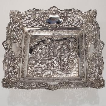 FAT, 800 silver, Tyskland, 1900-talets första hälft. Vikt 527 g.