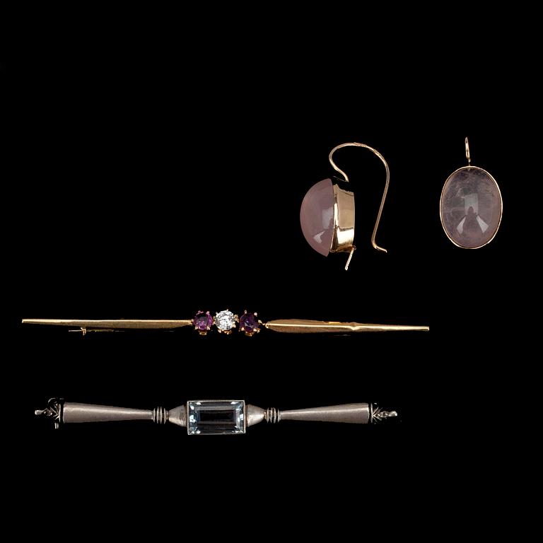 BROSCHNÅL, guld 18K, diamant, 2 rubiner, ÖRHÄNGEN, guld 14K och BROSCH, silver.