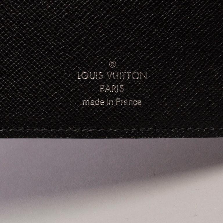AGENDA,"Medium Ring Agenda Cover", Louis Vuitton.