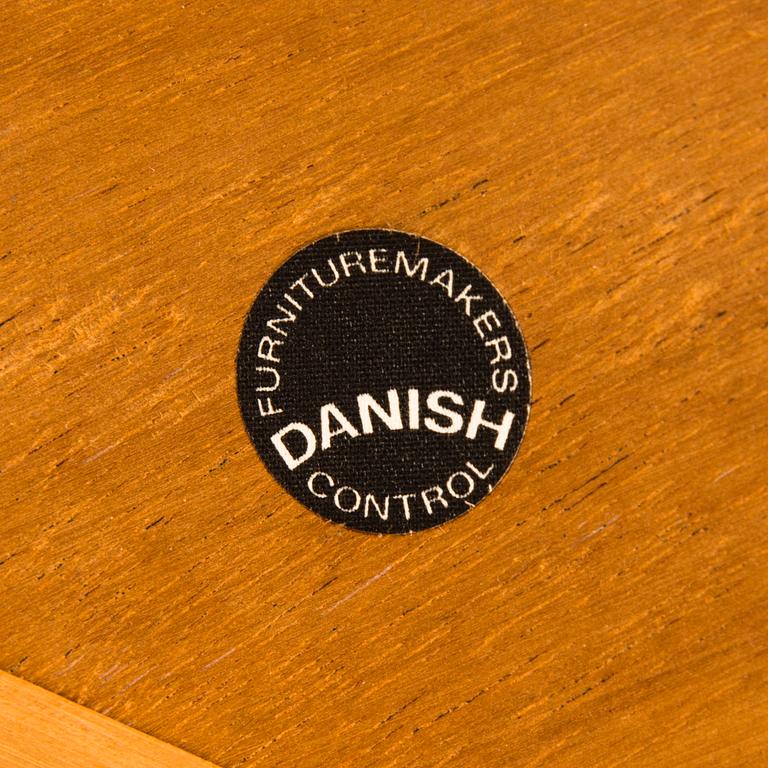 NIELS OLE MØLLER, RUOKAPÖYTÄ, Gudme Möbelfabrik, Tanska 1900-luvun puoliväli.