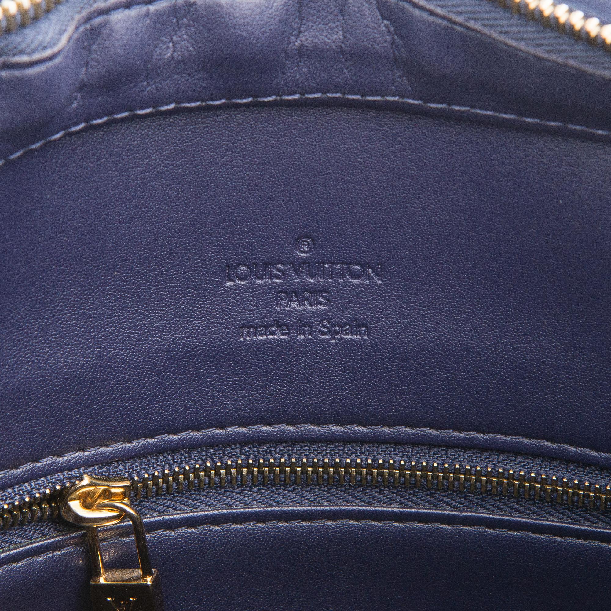 Louis Vuitton, A Monogram Vernis 'Houston' Bag.