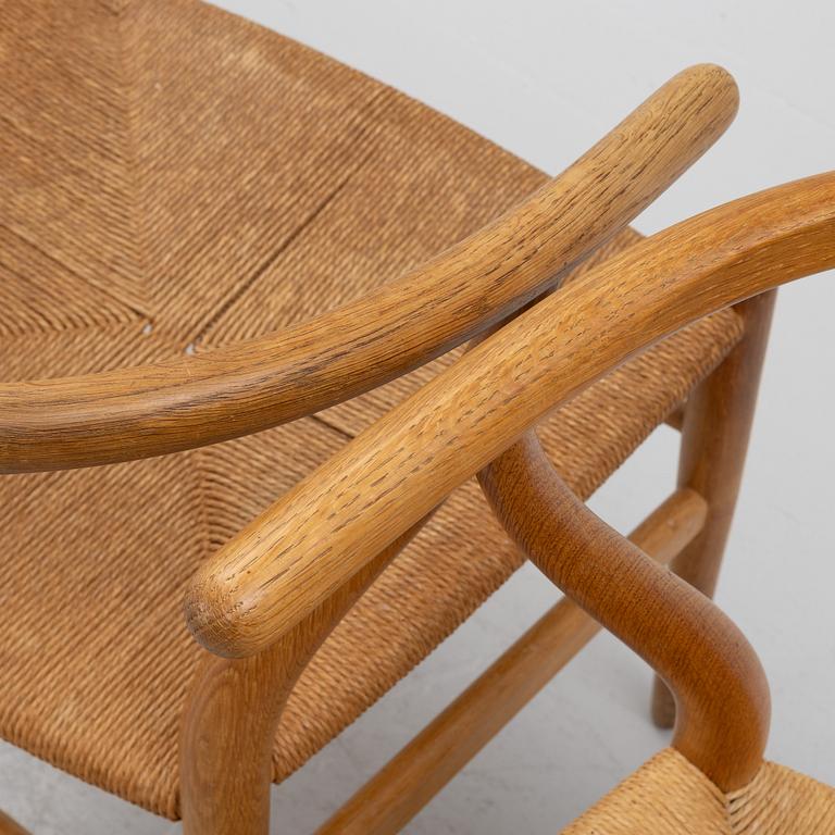 Hans J. Wegner, stolar, 7 st, CH 24, "Y-stolen" Carl Hansen & Son, Danmark.