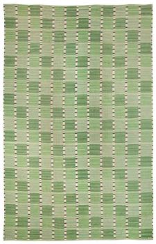 695. MATTA. "Falurutan, grön". Rölakan (flat weave). 508 x 328 cm. Signed AB MMF BN.