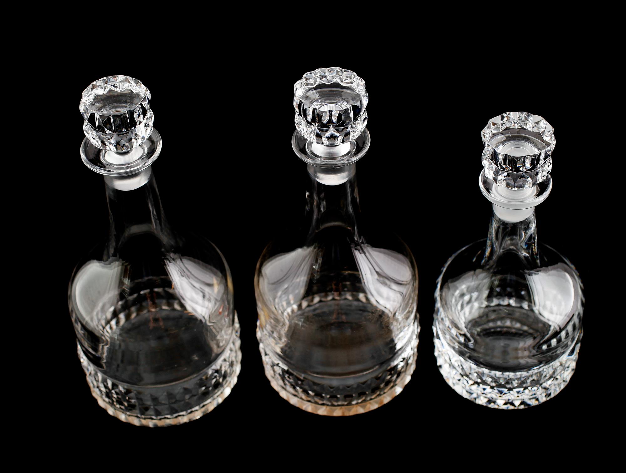 KARAFFER, 3 st, "Silvia", Ingeborg Lundin, Orrefors.