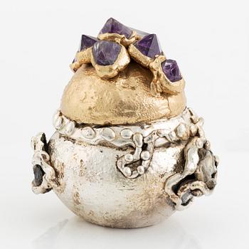 Jacob Hull, jar with cover, with amethyst and agate.
