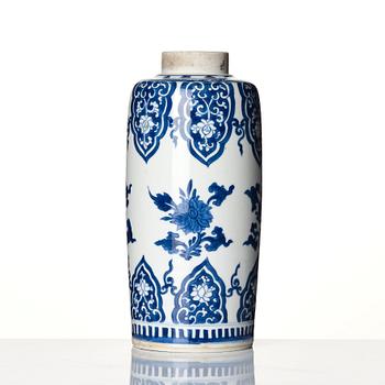 Vas, porslin, Qingdynastin, Kangxi (1662-1722).