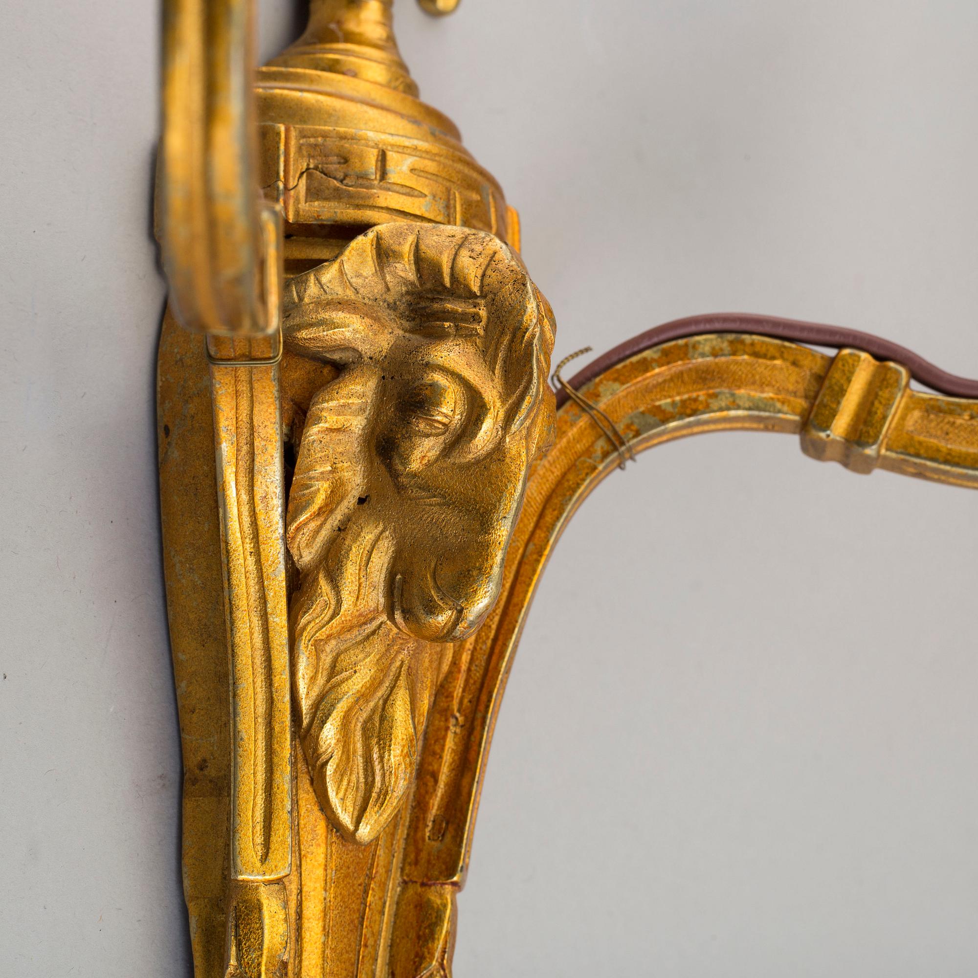 APPLIQUER, ett par, brons, empirestil, 1900-tal.