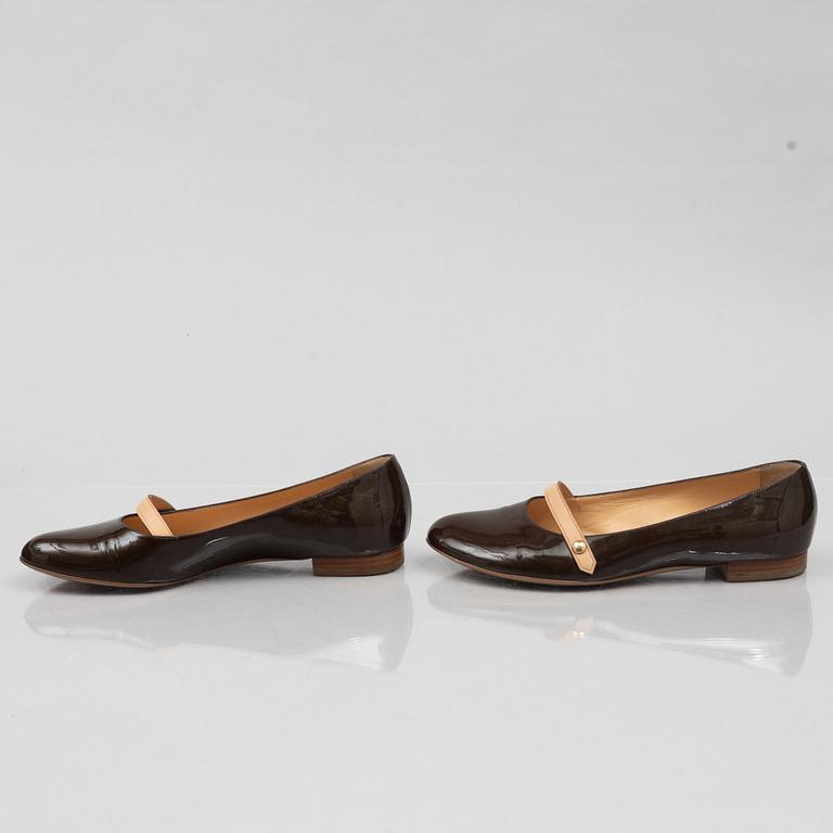 Louis Vuitton, ballerinaskor, storlek 37.