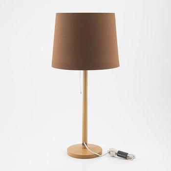 Uno & Östen Kristiansson, an oak table light, Luxus, Vittsjö.