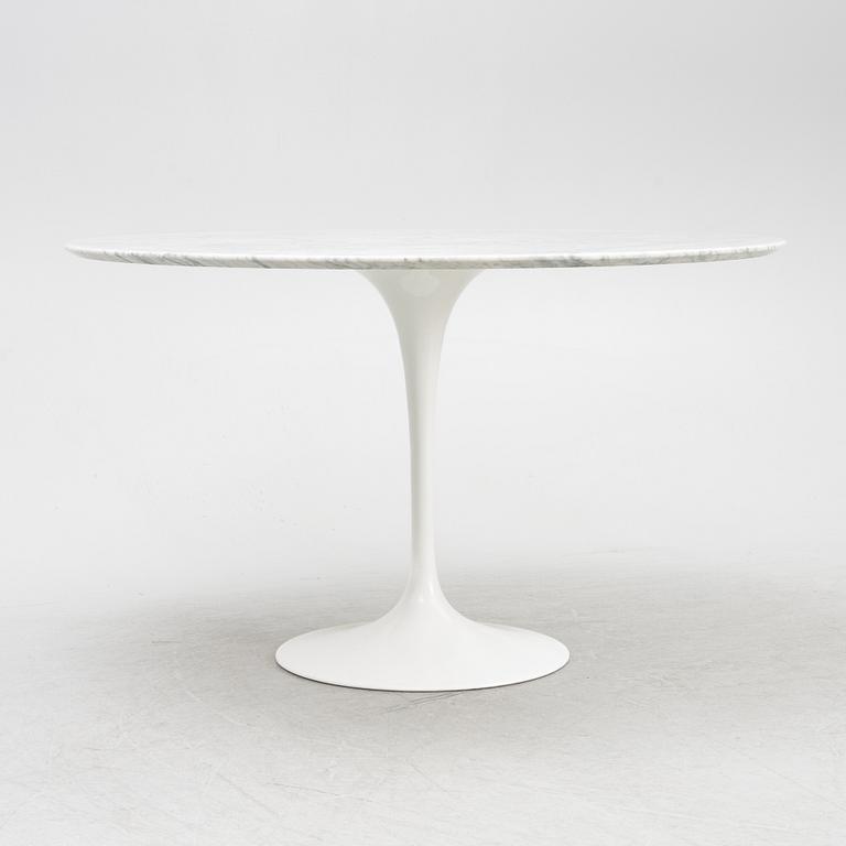 Eero Saarinen, a 'Tulip' table, Knoll International.