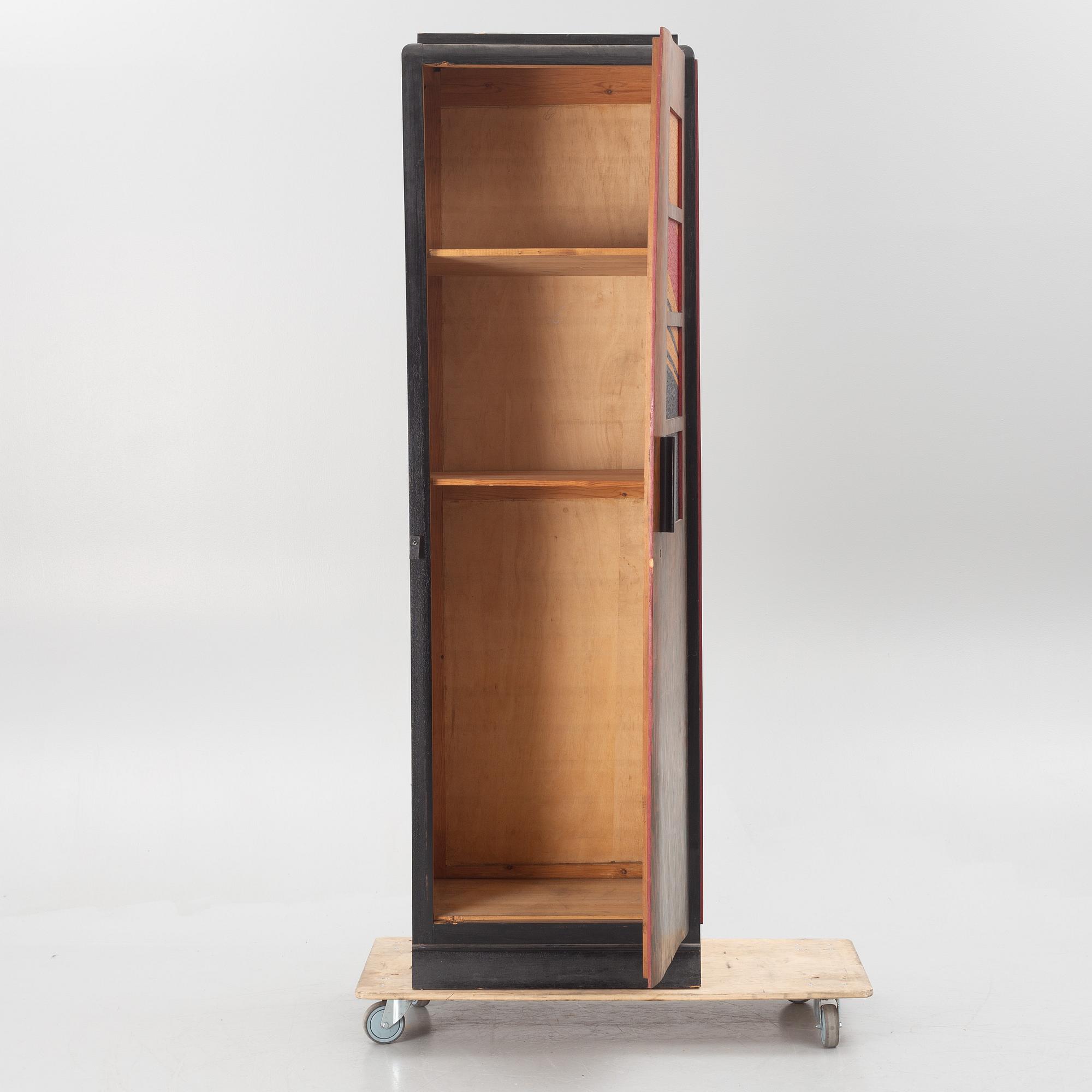 A cabinet, second half of the 20th Century.