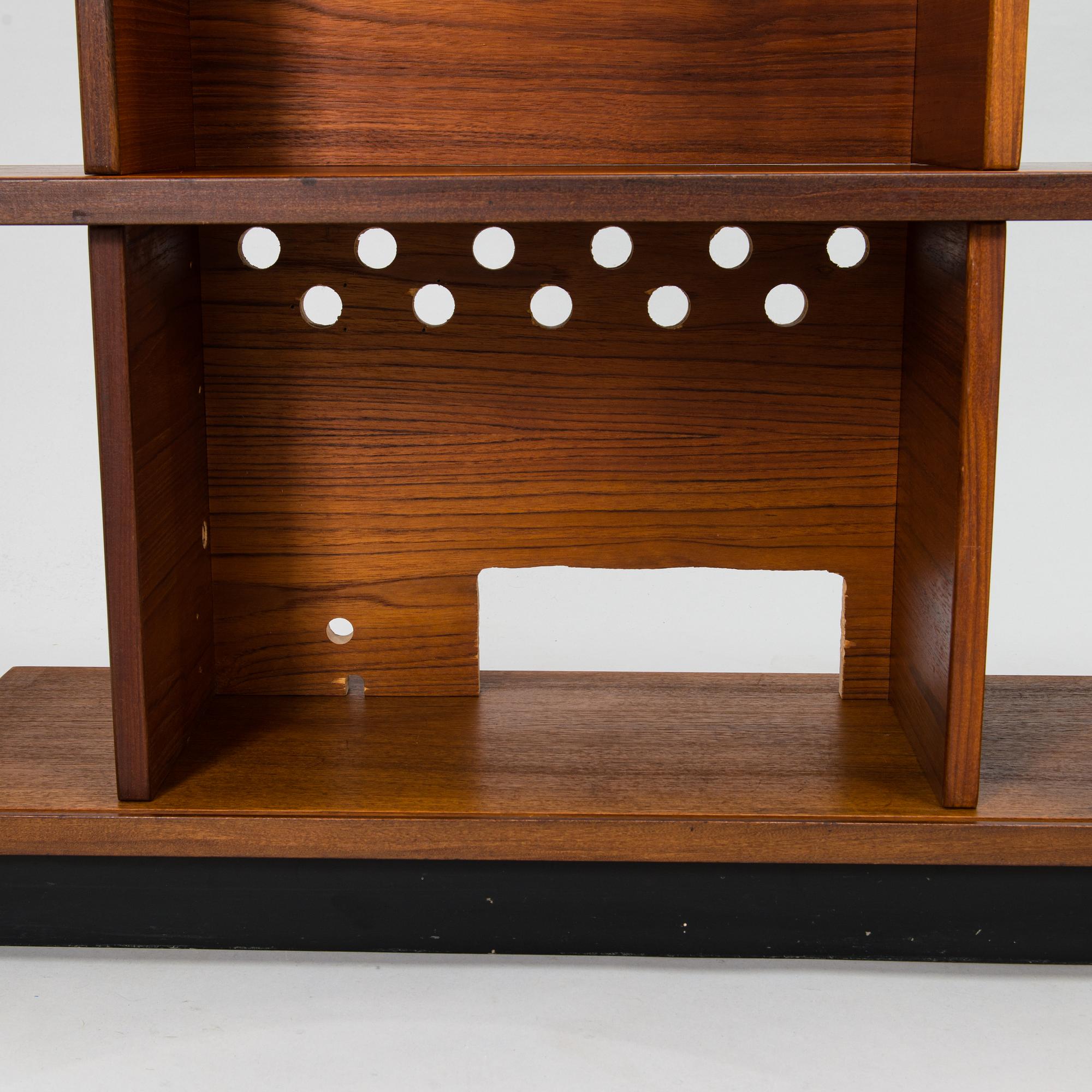 Ilmari Tapiovaara, Ilmari Tapiovaara, a mid-20th century 'Pala' bookshelf for Asko Finland.
