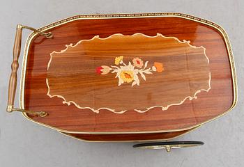 SERVERINGSVAGN, 1900-talets första hälft.
