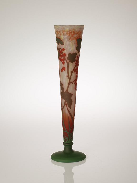 A Daum Art Nouveau cameo glass vase, Nancy, France.