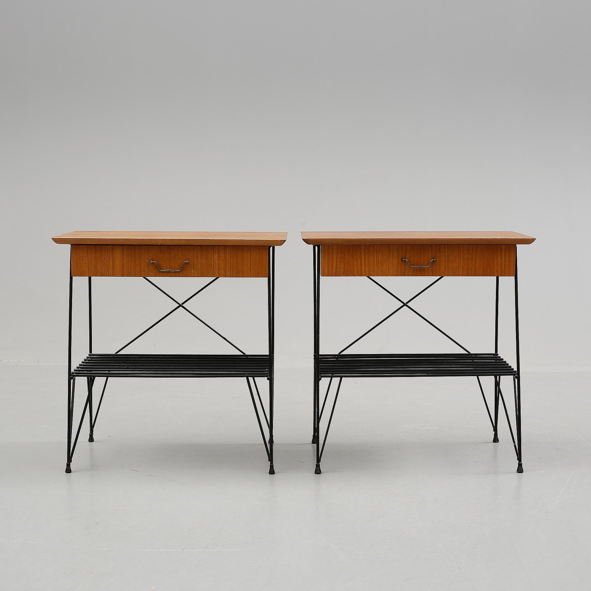 SÄNGBORD, ett par, 1950-tal.