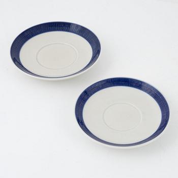 Hertha Bengtson, matservis, porslin, 44 delar, "Koka Blå", Rörstrand.