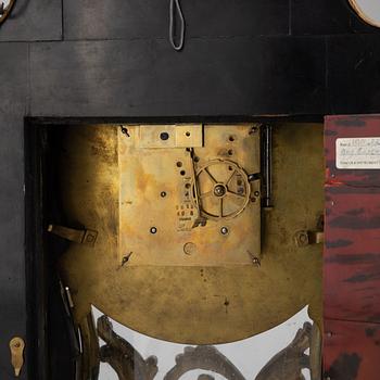 A French Louis XV-style bracket clock, second half of the 19th Century.