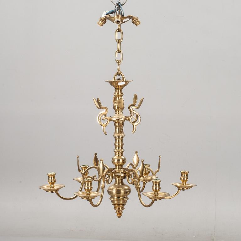 TAKKRONA, barockstil, mässing. 1900-tal.