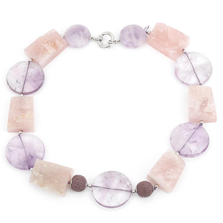 HALSBAND, med ametister, rosa kvarts och lava stenar, Italien, nytillverkad.