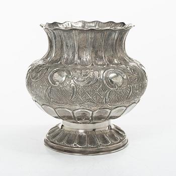 Vase / outer casing, silver, Rococo style, 20th century.