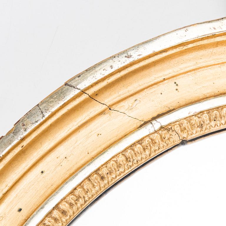 A Swedish Gustavian mirror wall lamp, late 18th century.