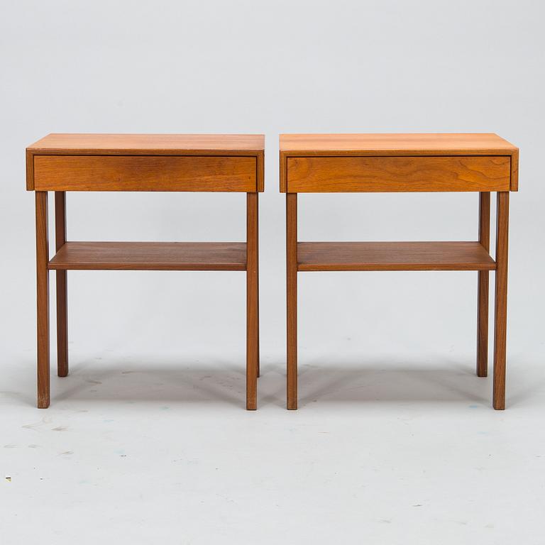 Nattduksbord, ett par, 1960-70 tal.