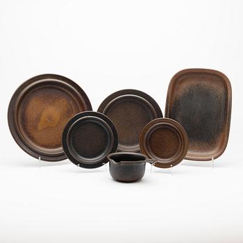 Ulla Procopé, Service, 76 pieces, "Ruska", Arabia, stoneware, second half of the 20th century.