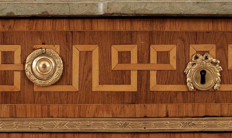 BYRÅ, av Gustaf Foltiern 1782 (mästare i Stockholm 1771-1804). Gustaviansk.