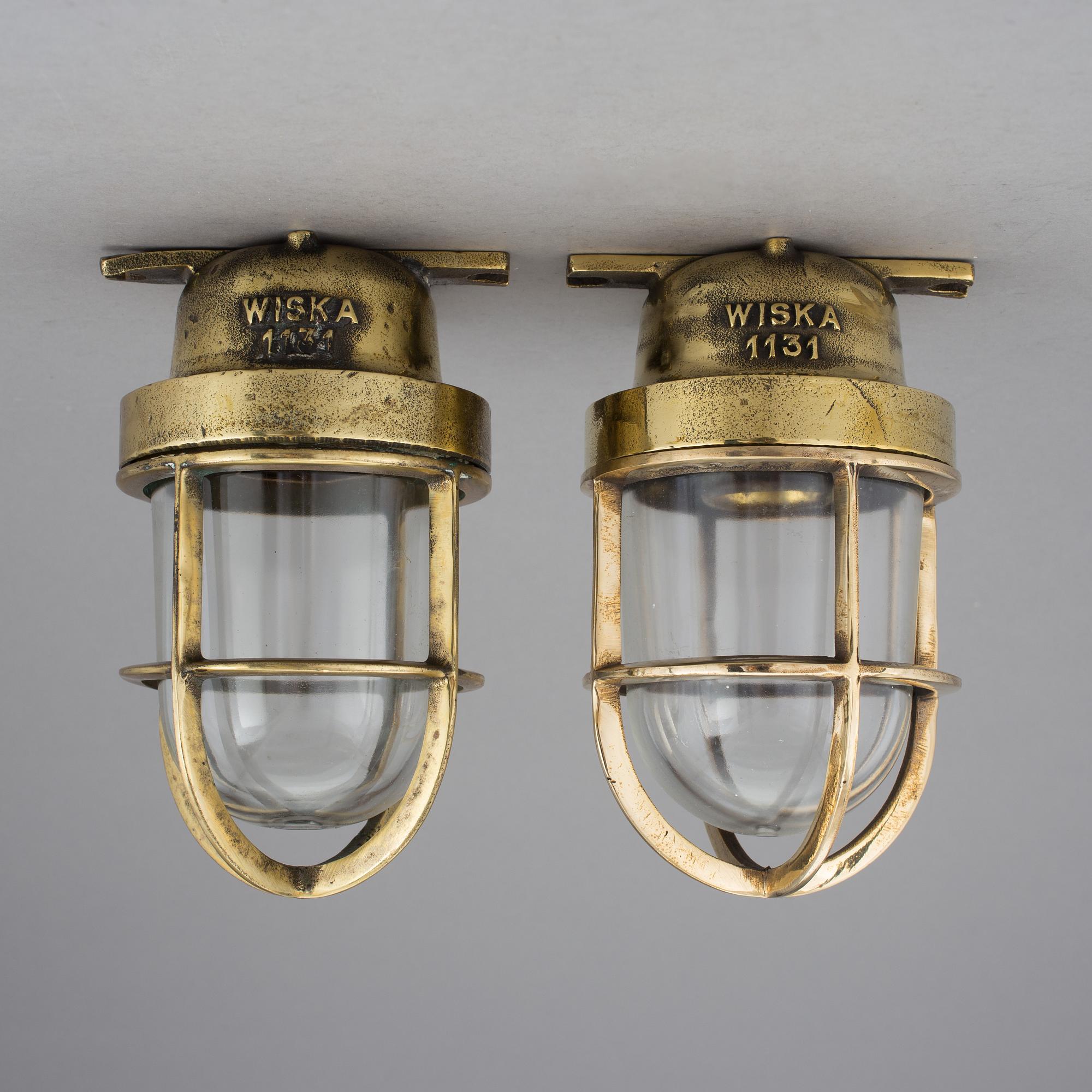 FARTYGSARMATURER, 2 st, "Wiska" modellnr 1131, 1900-tal.