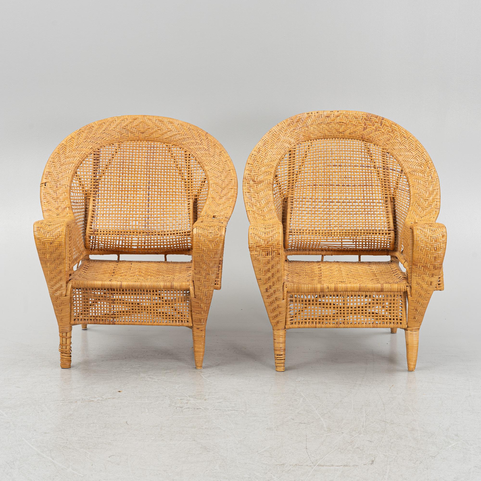 Fåtöljer ett par, Rotting, omkring 1900-talets mitt.