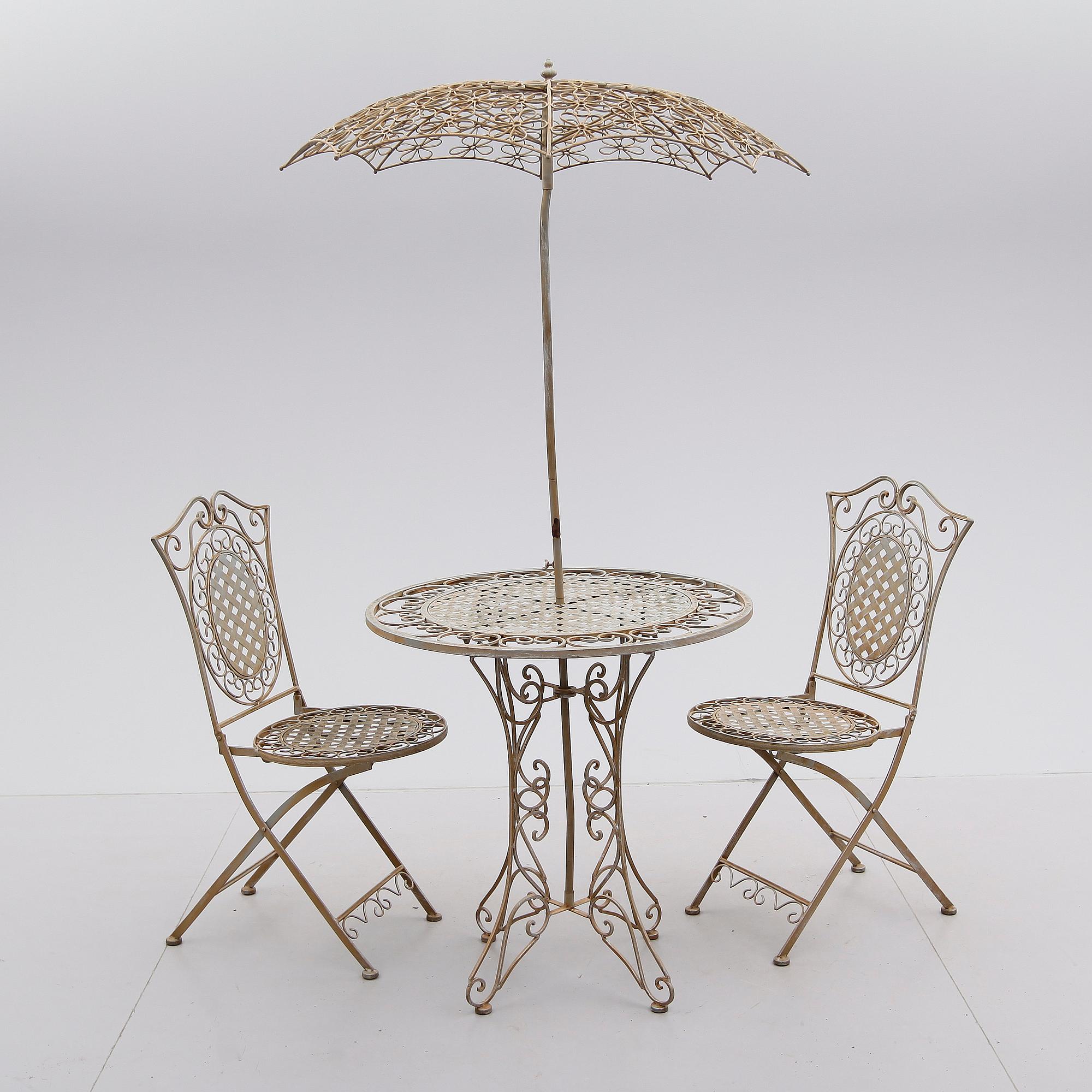 TRÄDGÅRDSGRUPP, 3 delar, 1900-/2000-tal.